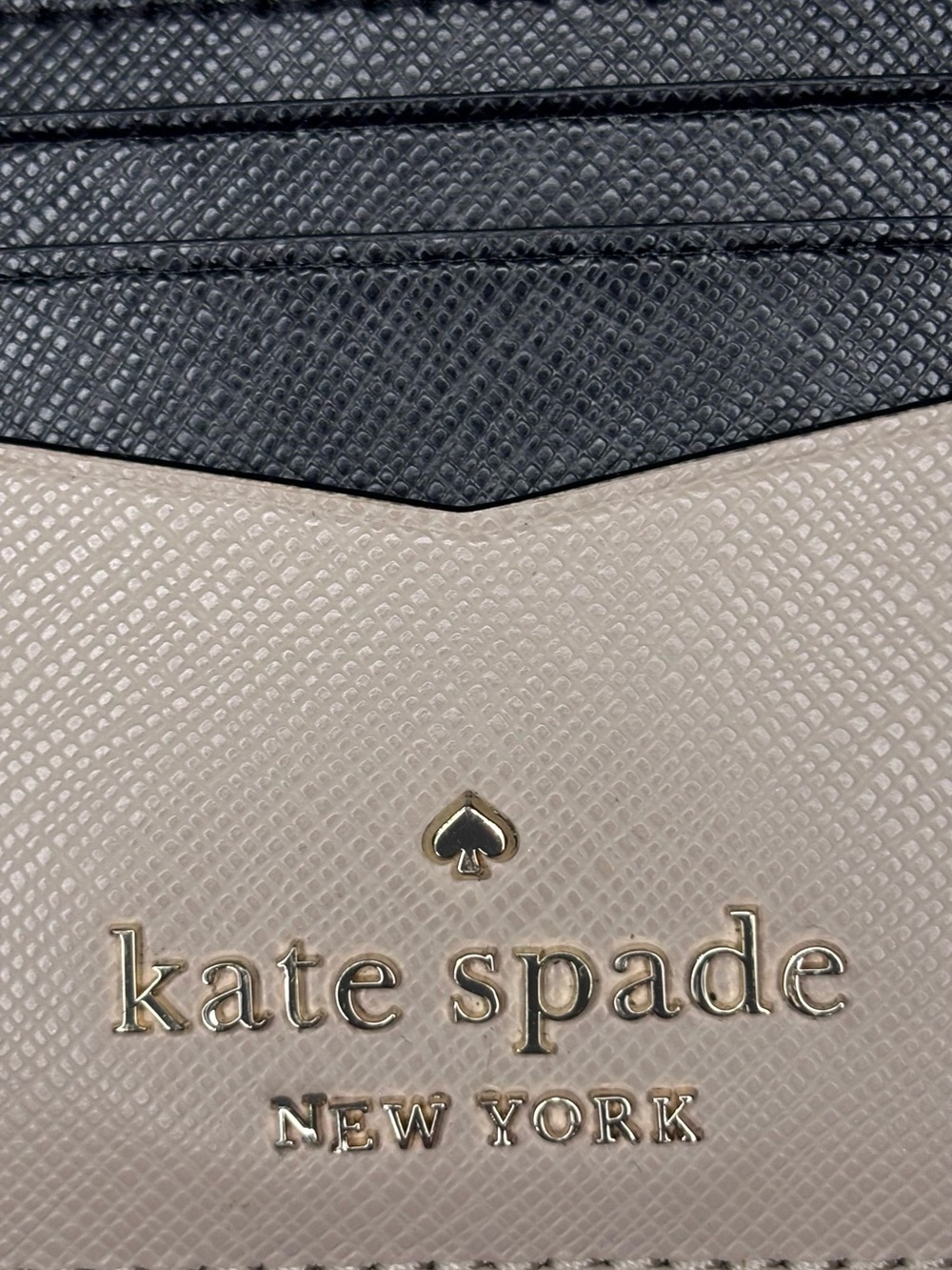 kate spade Black and Beige Two-Tone Leather Cardholder - Picture 2 of 6